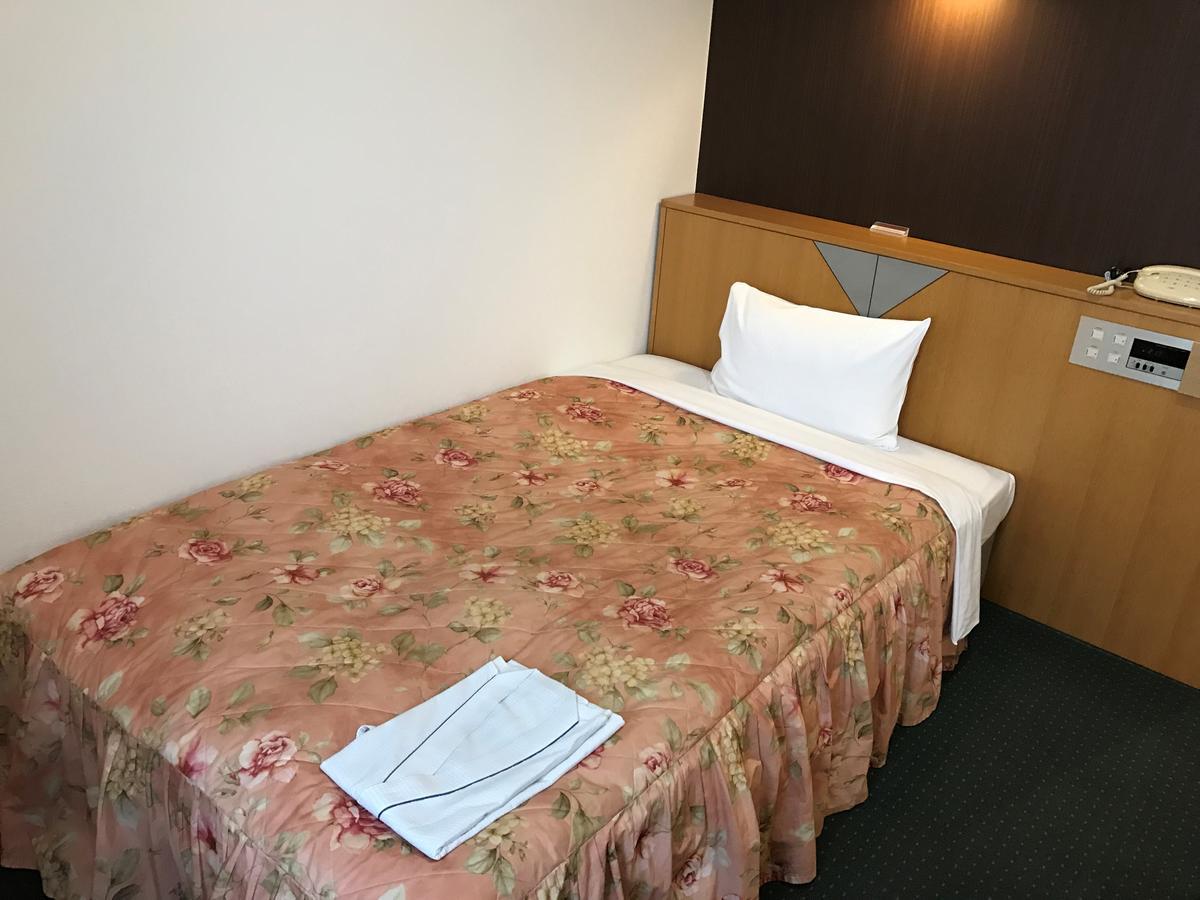 Shinsayama Hotel Sayama Exterior photo