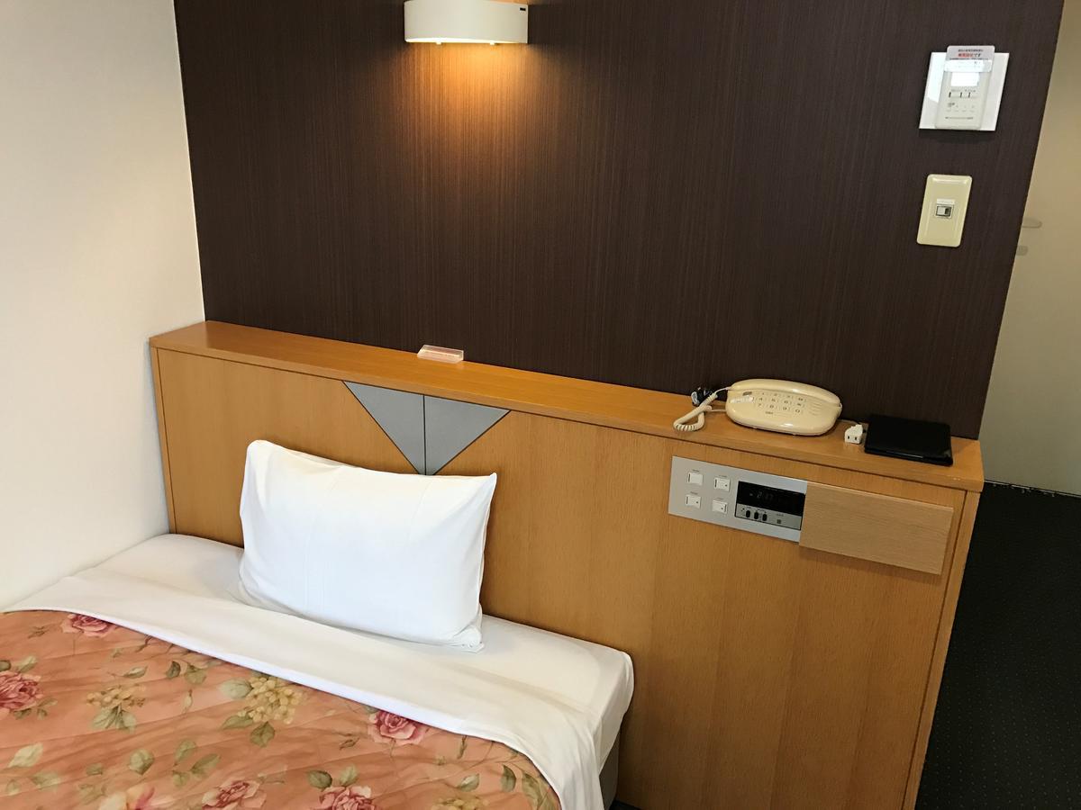 Shinsayama Hotel Sayama Exterior photo