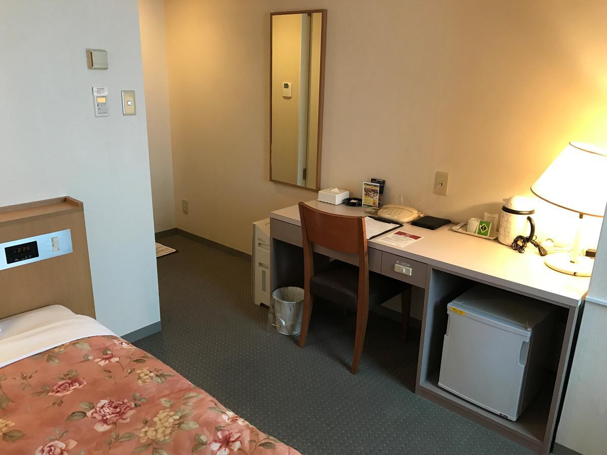 Shinsayama Hotel Sayama Exterior photo